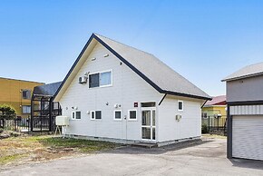 THE VILLAGE 1002