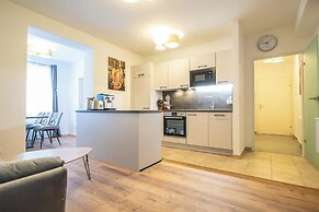 Ideal 2BR 1LR Apt for 6P Donaustadt
