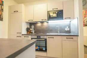 Ideal 2BR 1LR Apt for 6P Donaustadt