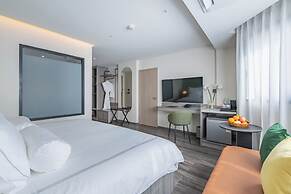 The Akyra Bangkok 11