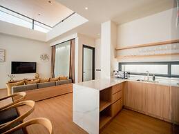 Elegant Aileen 3 Bedroom Pool Villa Naithon