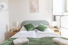 Elegant 2BR 1LR Modern Apt Donaustadt