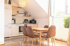 Elegant 2BR 1LR Modern Apt Donaustadt