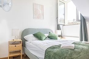 Elegant 2BR 1LR Modern Apt Donaustadt