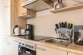 Elegant 2BR 1LR Modern Apt Donaustadt