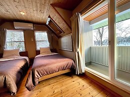 Three Peaks House