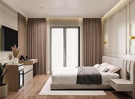 Hotel By Holiday