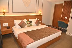 AARUSH HOTEL & RESORT