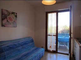Cozy Studio With Pool Access