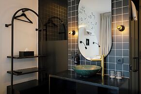 Supper boutique suites
