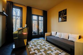 Supper boutique suites