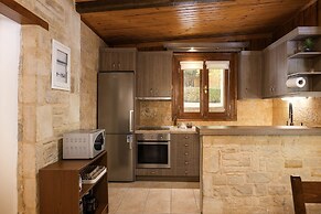 Maratho Villa - With Private Pool