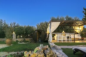 Maratho Villa - With Private Pool