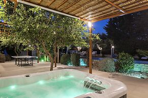 Maratho Villa - With Private Pool