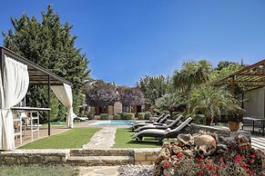 Maratho Villa - With Private Pool