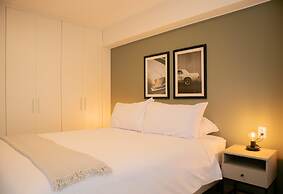 w Dazzling 2BR w/ Balcony in Miraflores