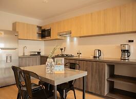 w Engaging 1BR w/ Perfect Balcony in Miraflores