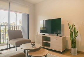 w Fresh & Modern 1BR w/ Balcony in Miraflores