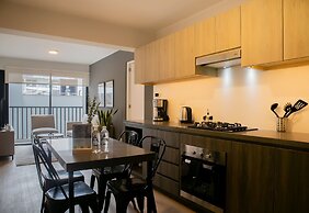 w Prime 2BR w/ Balcony in Miraflores