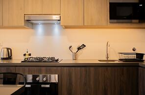 w Prime 2BR w/ Balcony in Miraflores