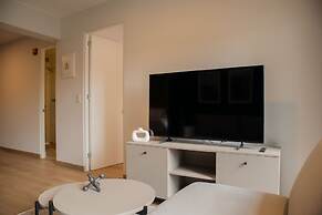 w Prime 2BR w/ Balcony in Miraflores