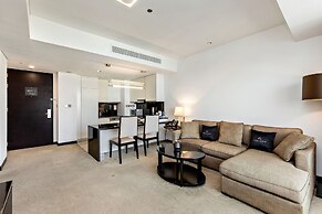 Marriott 1BR Apartment with Marina View
