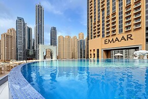 Marriott 1BR Apartment with Marina View