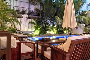 Samaya Boutique & Cuisine