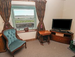 2 Strand Cottages