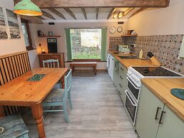 2 Strand Cottages