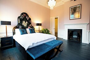Wren Place Hall