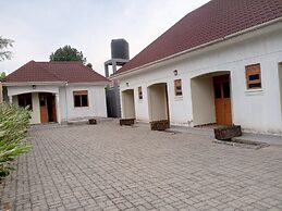 Prestige Suites Kamwenge