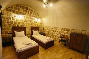 Mara Loya Konağı