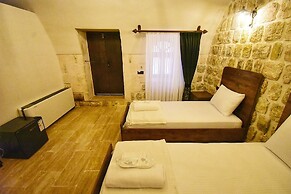 Mara Loya Konağı