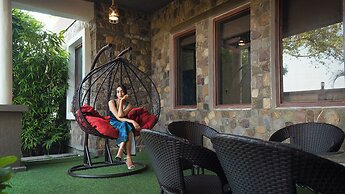 Corbett Mystic Inn An ExclusiveBoutique