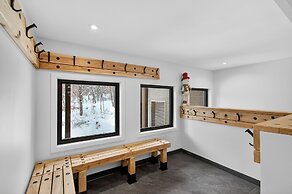 203 Verbier Building 11