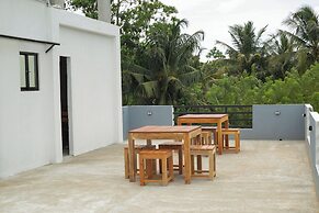 Crescent Bay Weligama