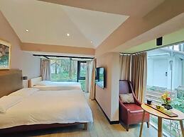 Lotus Glade Hotel