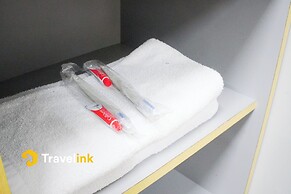 The Lakebox Menjer by Travelink