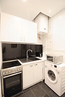 Premium 1BR Stay for 5 Prime Location