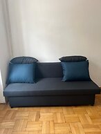 Modern 1BR City Apt for 5 Great Location