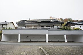 Apartment in Niedersfeld mit Balkon