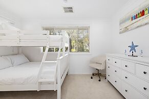 Spacious 4-bed Home Near Avalon Beach