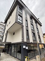 AIRPORT CORNER HOTEL