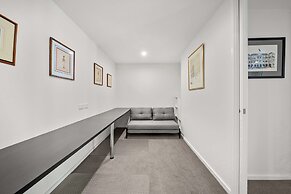 Tranquil 1-bed Apartment in Kingston Foreshore