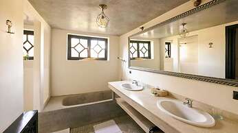 Bab Akoul Palmeraie - Maison d'hôtes & Spa
