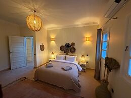 Bab Akoul Palmeraie - Maison d'hôtes & Spa