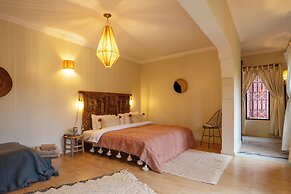 Bab Akoul Palmeraie - Maison d'hôtes & Spa