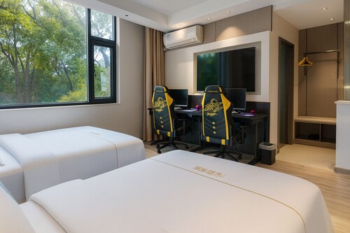 Ancient City District Ai Shan Hotel