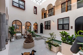 AND.U Designer Homestay